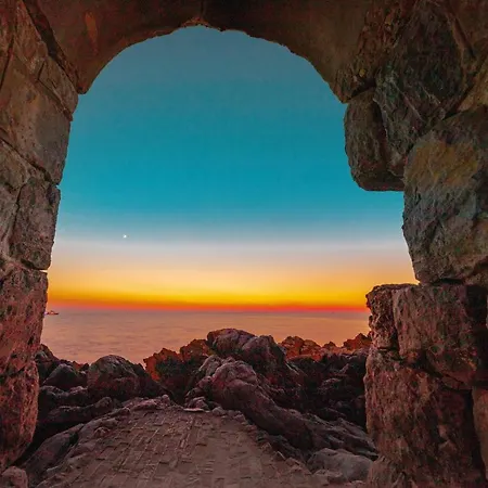 Jureka Sea View 1 아파트 체팔루