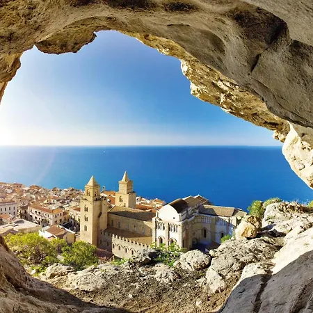 Jureka Sea View 1 아파트