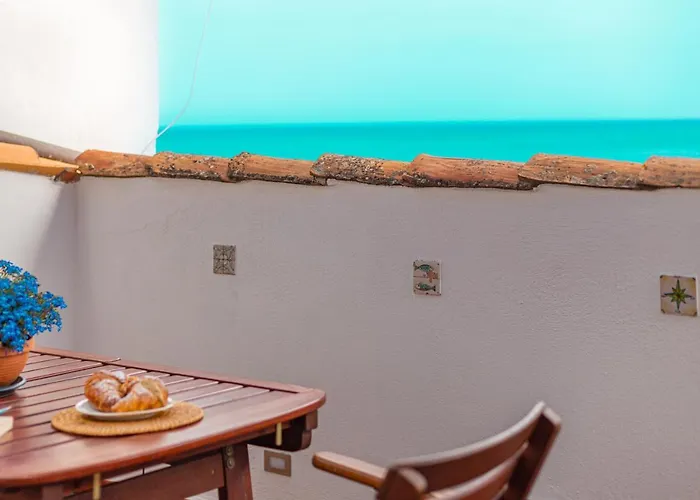 Jureka Sea View 1 شقة